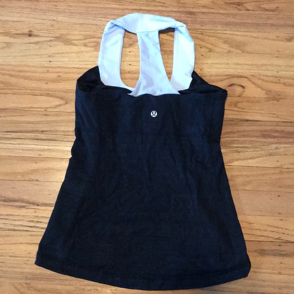 Black Lululemon tank - Picture 2 of 2